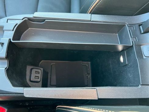 Used 2024 GMC Terrain AT4 w/ Infotainment Package II image 21