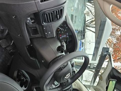 New 2026 RAM ProMaster 2500 w/ Safety Group FWD image 3