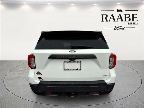 Used 2022 Ford Explorer Timberline image 6