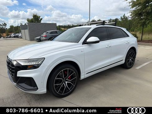 Used 2022 Audi Q8 Premium Plus AWD/4WD image 2