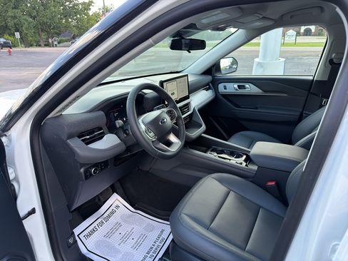 New 2026 Ford Explorer Active w/ Active Comfort Package RWD image 20