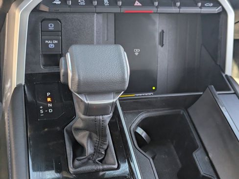 Used 2025 Toyota Tundra Platinum image 25