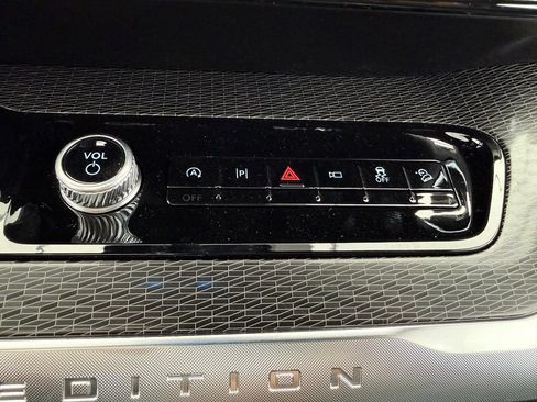 New 2027 Ford Expedition Platinum w/ Stealth Performance Package AWD/4WD image 44