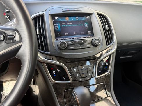 Used 2015 Buick LaCrosse Leather image 10