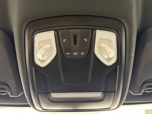 Used 2024 RAM 3500 Tradesman w/ Chrome Appearance Group AWD/4WD image 32