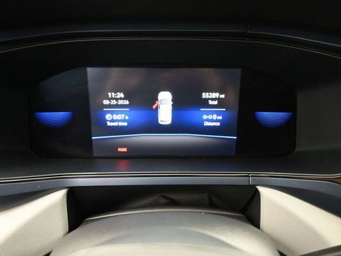 Used 2022 Volkswagen Taos SE image 7