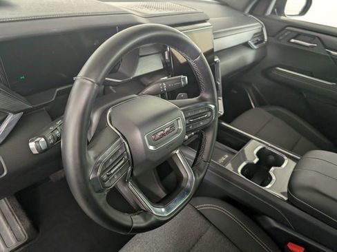 Certified 2025 GMC Acadia Elevation image 23