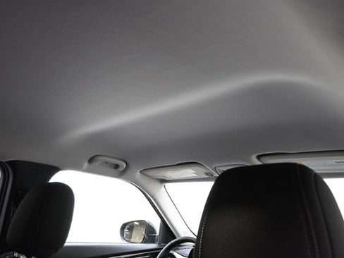 Used 2025 Chevrolet TrailBlazer LT w/ Convenience Package image 17