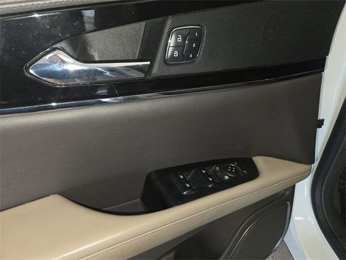 Used 2022 Lincoln Nautilus FWD w/ Premium Package image 13