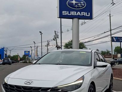 Used 2022 Hyundai Elantra Limited w/ Cargo Package