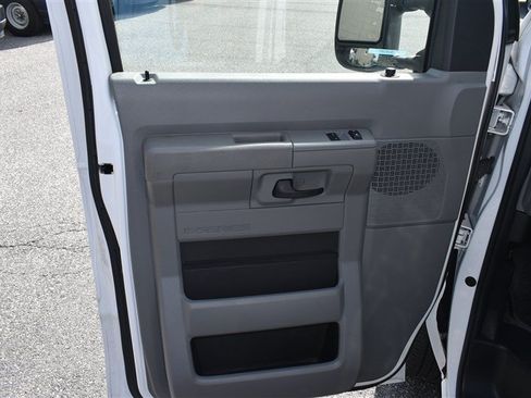 Used 2024 Ford E-350 and Econoline 350 Super Duty w/ Power Windows & Locks Group RWD image 7
