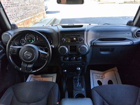 Used 2013 Jeep Wrangler Sport w/ Connectivity Group image 12