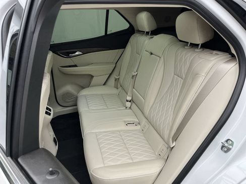 Certified 2023 Buick Envision Avenir AWD/4WD image 13