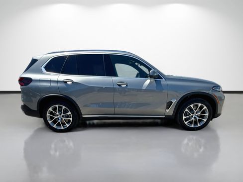 Used 2026 BMW X5 sDrive40i RWD image 2