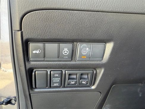 Used 2023 INFINITI QX80 Sensory w/ All-Season Package image 22