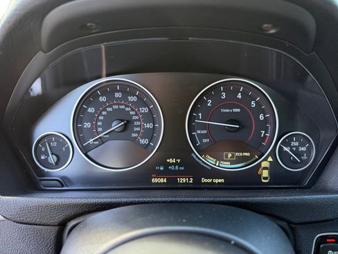 Used 2019 BMW 430i xDrive Coupe w/ M Sport Package AWD/4WD image 11