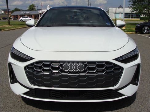 Used 2025 Audi A5 2.0T Premium Plus w/ Premium Plus AWD/4WD image 2