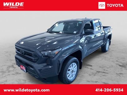 New 2025 Toyota Tacoma SR5