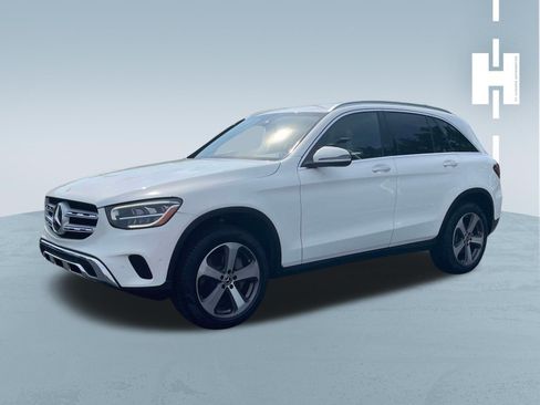 Used 2022 Mercedes-Benz GLC 300 4MATIC image 3