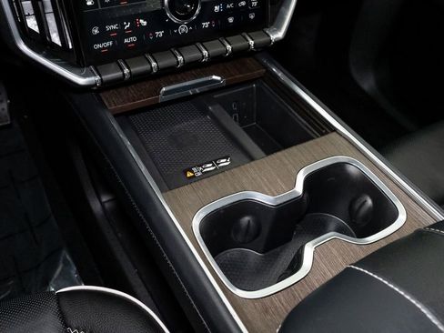 Used 2024 GMC Acadia Denali w/ Super Cruise Package image 23