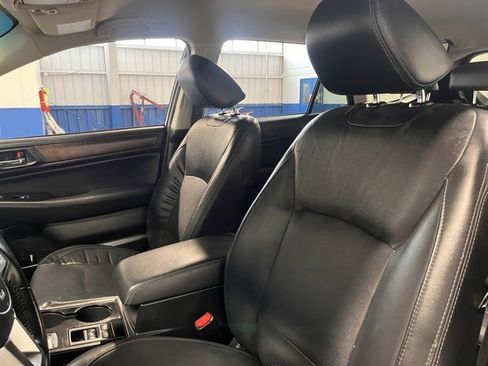 Used 2015 Subaru Outback 2.5i Limited w/ Popular Package #4 image 23