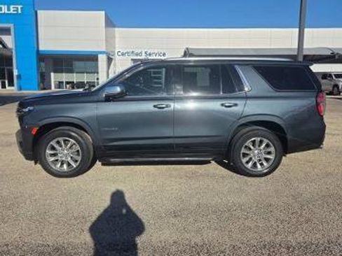 Used 2021 Chevrolet Tahoe Premier w/ Premium Package image 8