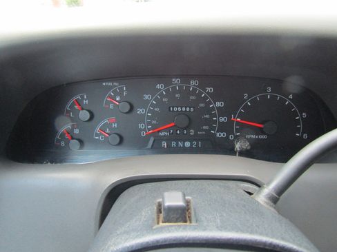 Used 2000 Ford F250 2WD Crew Cab Super Duty image 22