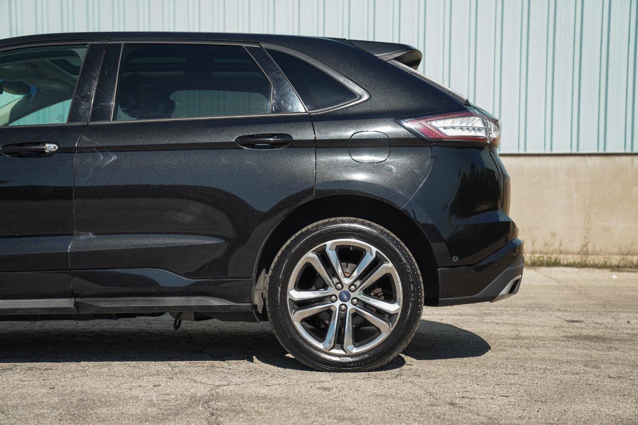 Used 2015 Ford Edge Sport w/ Equipment Group 401A AWD/4WD image 8
