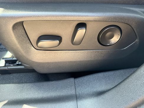 Used 2025 Buick Envision Sport Touring AWD/4WD image 12