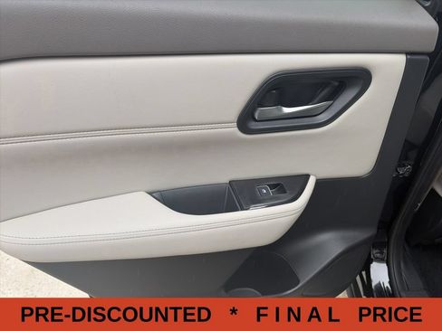 Used 2023 Nissan Rogue SL AWD/4WD image 50
