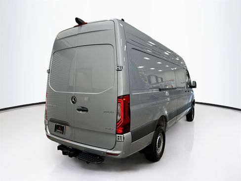 New 2025 Mercedes-Benz Sprinter 2500 image 8