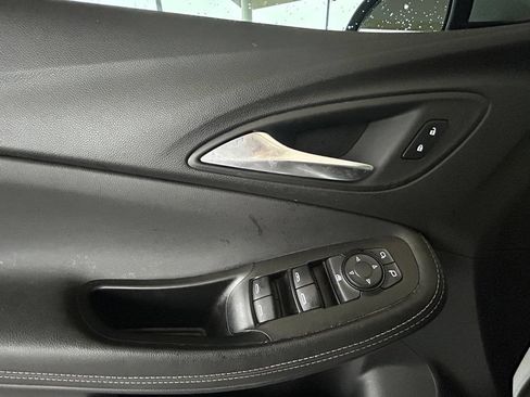 Used 2024 Buick Encore GX Preferred FWD image 11