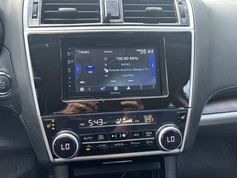 Used 2019 Subaru Outback 2.5i Limited AWD/4WD image 14