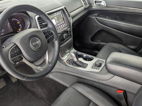 Used 2018 Jeep Grand Cherokee Limited image 4