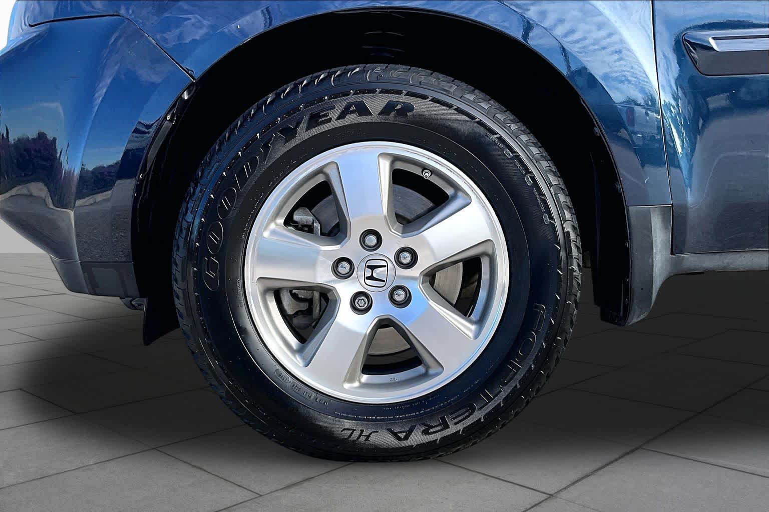 Used 2011 Honda Pilot EX-L image 9