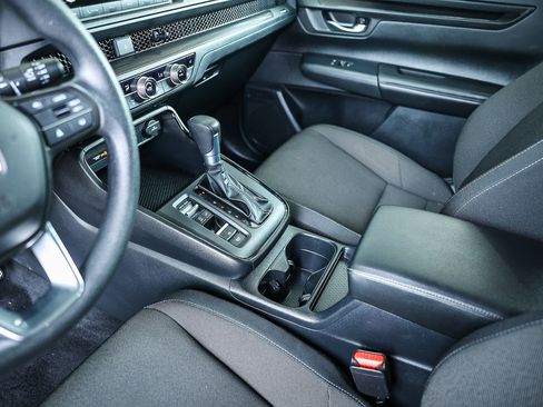 Certified 2025 Honda CR-V EX image 25