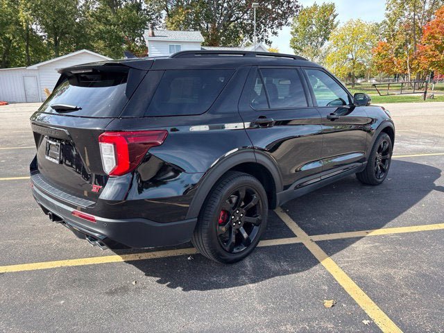 Certified 2023 Ford Explorer ST w/ Equipment Group 401A AWD/4WD image 3