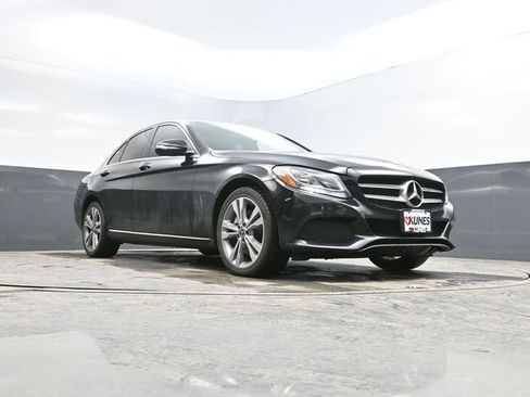 Used 2018 Mercedes-Benz C 300 C 300 image 46