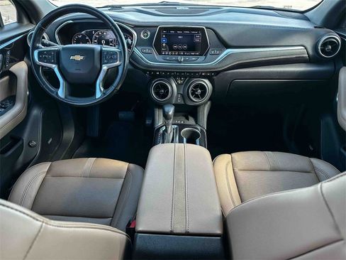 Used 2020 Chevrolet Blazer Premier w/ Driver Confidence II Package image 11