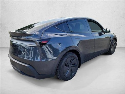 Used 2026 Tesla Model Y Long Range AWD/4WD image 5