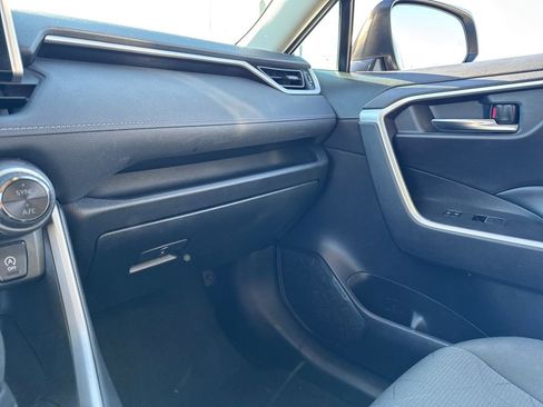 Used 2024 Toyota RAV4 XLE image 21
