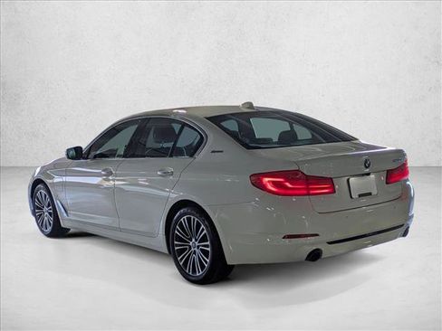 Used 2018 BMW 530e RWD image 7