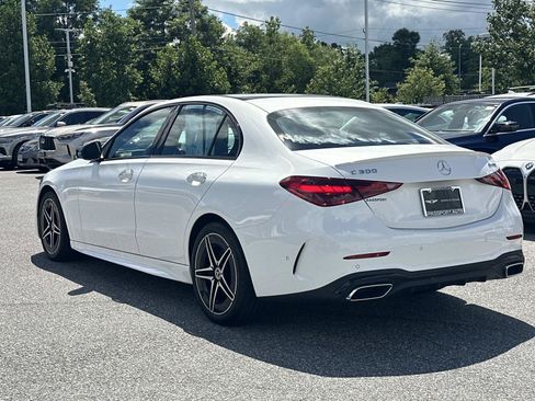 Used 2024 Mercedes-Benz C 300 4MATIC Sedan image 2