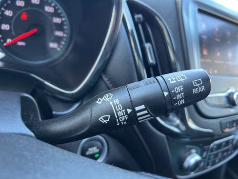 Used 2023 Chevrolet Equinox RS image 15