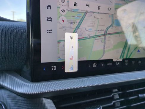 Used 2025 Ford Explorer ST image 24