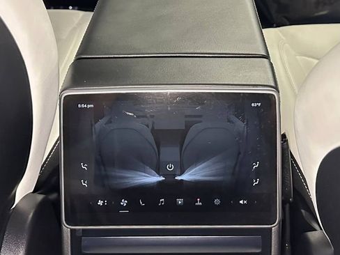 Used 2026 Tesla Model Y Long Range image 34