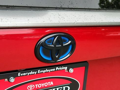 Certified 2022 Toyota RAV4 XSE AWD/4WD image 31