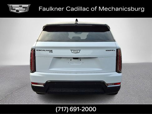New 2026 Cadillac Escalade IQ Sport 1 w/ LPO, ONYX Package image 4