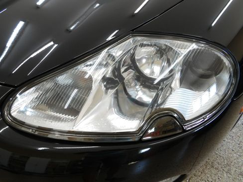 Used 2001 Jaguar XK8 Convertible RWD image 89