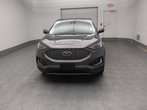 Used 2023 Ford Edge SEL image 15